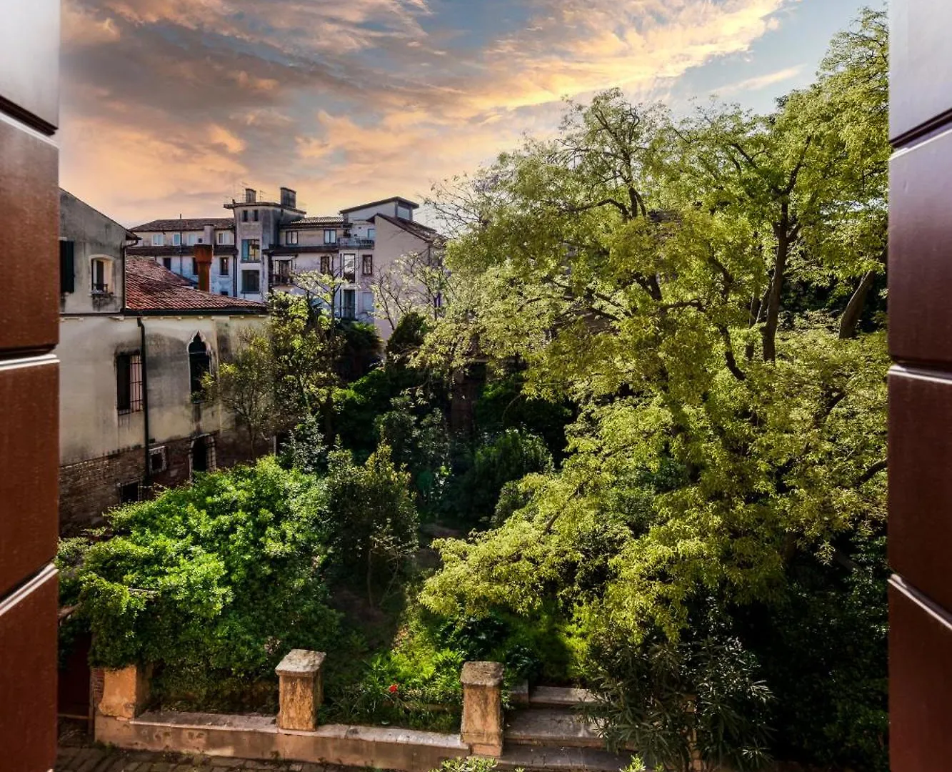 Ca' Mainella Grand Canal View 4 Bedrooms In Dorsoduro Venice Apartment